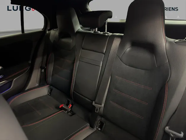 Mercedes-Benz A 180 AMG - NightStar / Rückfahrkamera / Soundsystem / Sitzkomfort-Paket