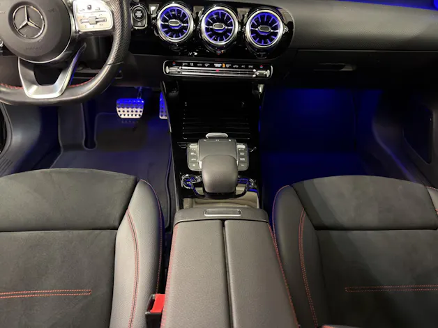 Mercedes-Benz A 180 AMG - NightStar / Rückfahrkamera / Soundsystem / Sitzkomfort-Paket