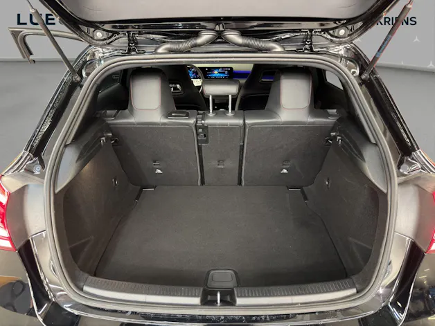 Mercedes-Benz A 180 AMG - NightStar / Rückfahrkamera / Soundsystem / Sitzkomfort-Paket