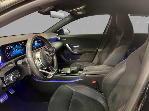 Mercedes-Benz A 180 AMG - NightStar / Rückfahrkamera / Soundsystem / Sitzkomfort-Paket