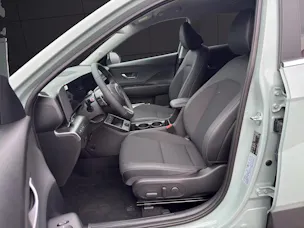 Hyundai Kona 1.6 GDi HEV Amplia DCT