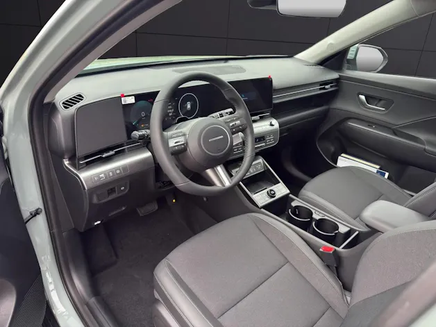Hyundai Kona 1.6 GDi HEV Amplia DCT