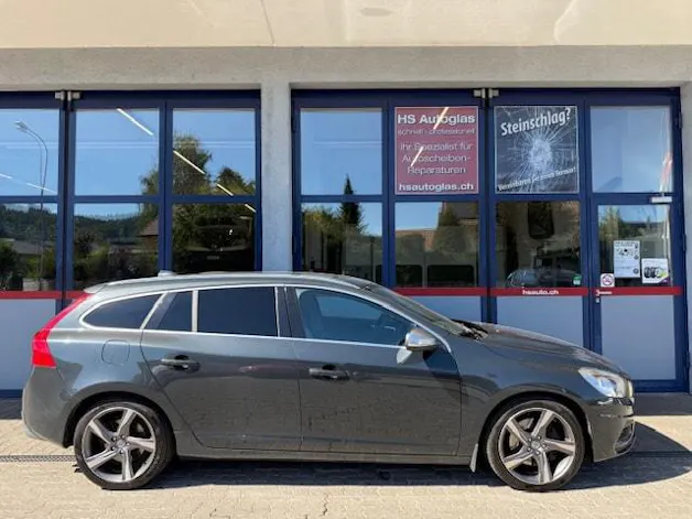 Volvo V60 D5 AWD R-Design Geartronic