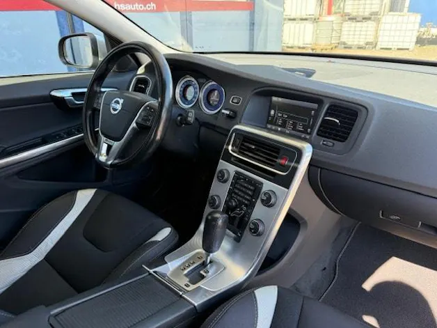 Volvo V60 D5 AWD R-Design Geartronic