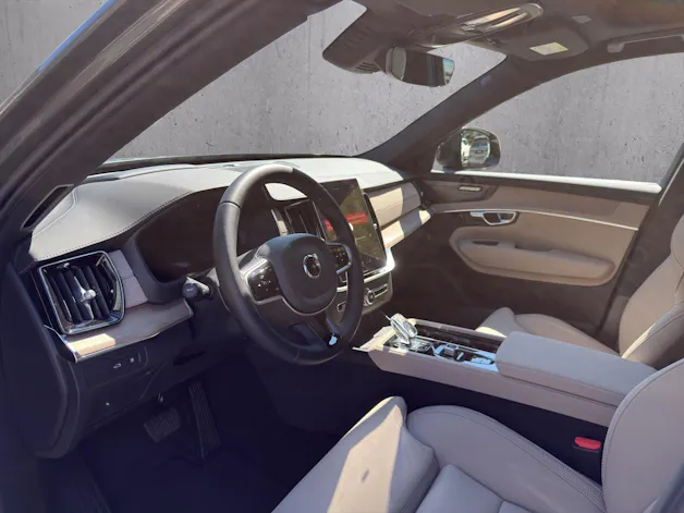 VOLVO XC90 T8 eAWD PluginHybrid Plus Dark Geartronic