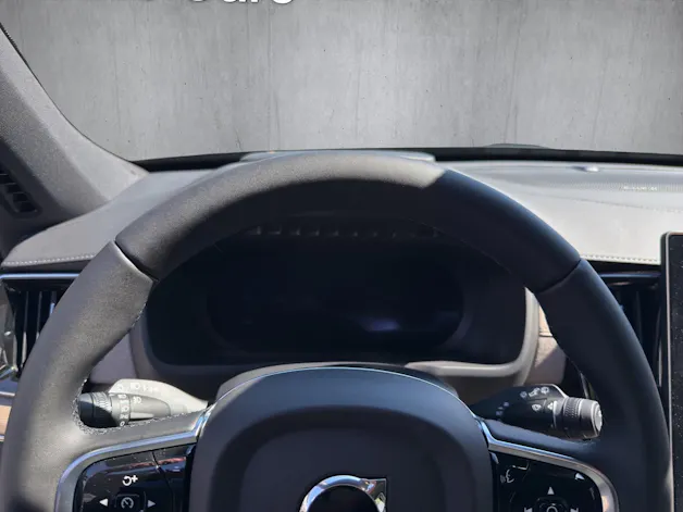VOLVO XC90 T8 eAWD PluginHybrid Plus Dark Geartronic