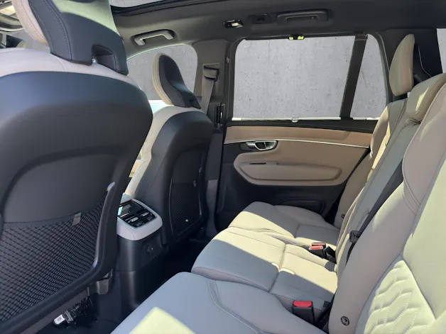 VOLVO XC90 T8 eAWD PluginHybrid Plus Dark Geartronic