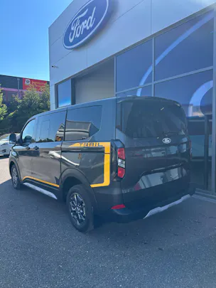 Ford Transit C combi 320 L1 2.0 Eco Trail/170CV/4x4 Aut.