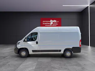 Peugeot Boxer 2.2 HDI 335 Pro Fourgon tôlé L2H2