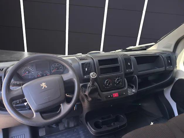 Peugeot Boxer 2.2 HDI 335 Pro Fourgon tôlé L2H2