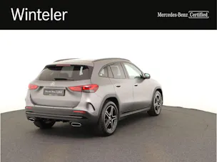 Mercedes-Benz GLA 180 AMG Line 7G-DCT