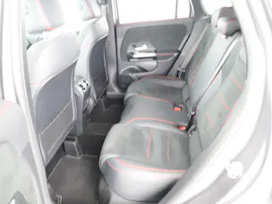 Mercedes-Benz GLA 180 AMG Line 7G-DCT