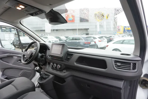 Renault Trafic 2.0 Blue dCi110 Advance L2H1 EN 3-PLÄTZER!!!