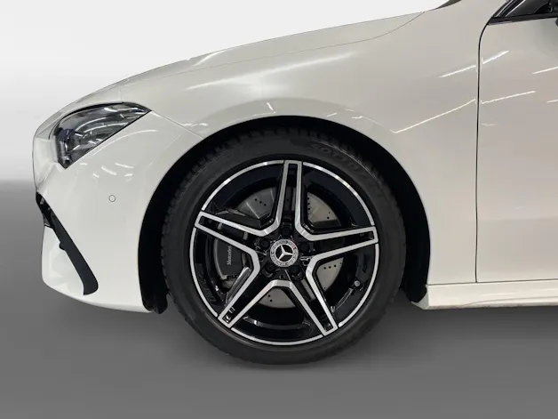 Mercedes-Benz CLA 250 AMG Line 4MATIC Shooting Brake