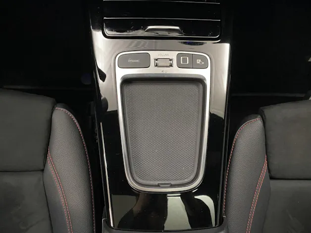 Mercedes-Benz CLA 250 AMG Line 4MATIC Shooting Brake