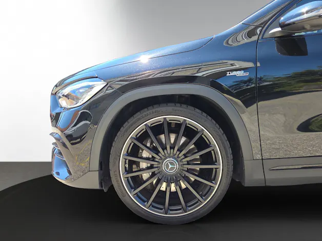 Mercedes-Benz GLA 45 AMG 4Matic+ 8G-Speedshift DCT