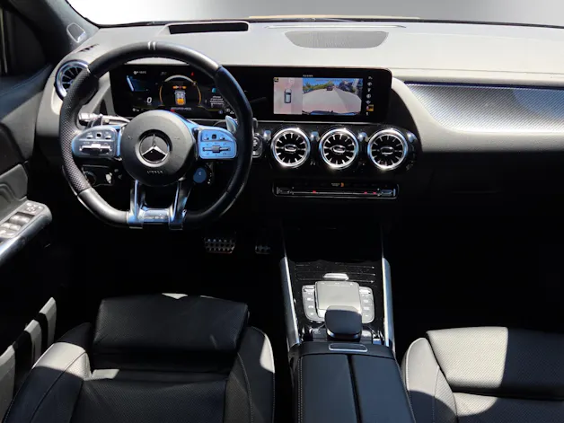 Mercedes-Benz GLA 45 AMG 4Matic+ 8G-Speedshift DCT