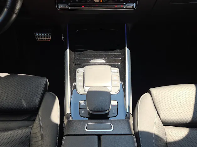 Mercedes-Benz GLA 45 AMG 4Matic+ 8G-Speedshift DCT