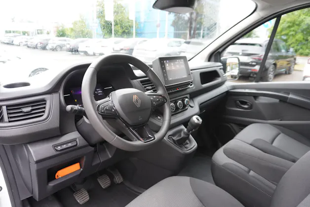 Renault Trafic 2.0 Blue dCi110 Advance L2H1 EN