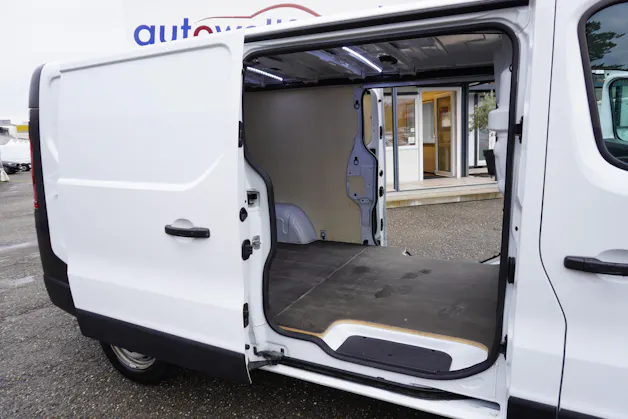 Renault Trafic 2.0 Blue dCi110 Advance L2H1 EN