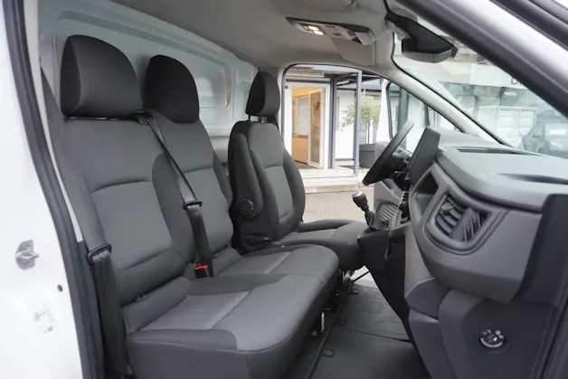 Renault Trafic 2.0 Blue dCi110 Advance L2H1 EN
