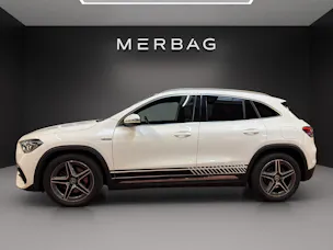 MERCEDES-BENZ GLA 200 AMG Line