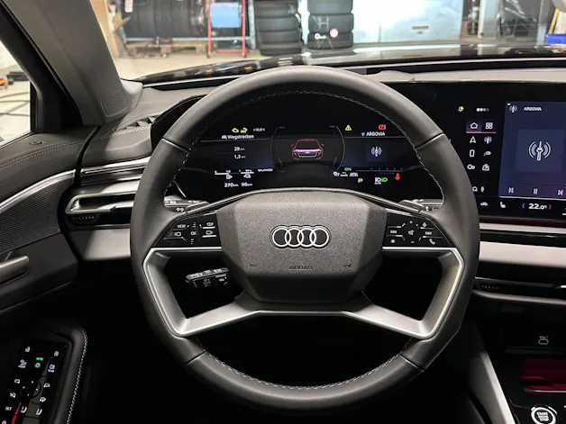 Audi A5 Avant e-hybrid quattro Attraction 220 kW S tronic