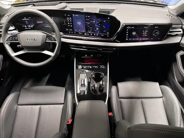 Audi A5 Avant e-hybrid quattro Attraction 220 kW S tronic