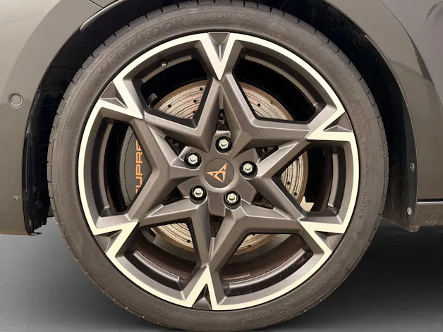 Cupra Leon ST 2.0 TSI 333 VZ 4Drive DSG