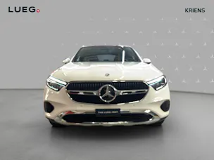 Mercedes-Benz GLC 200 4M - Avantgarde / DISTRONIC / Rückfahrkamera / Panorama-Dach