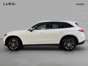 Mercedes-Benz GLC 200 4M - Avantgarde / DISTRONIC / Rückfahrkamera / Panorama-Dach