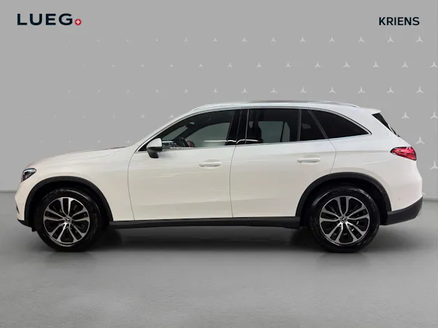 Mercedes-Benz GLC 200 4M - Avantgarde / DISTRONIC / Rückfahrkamera / Panorama-Dach