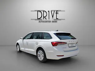Škoda Octavia Combi 2.0 TDI DSG Ambition 4x4