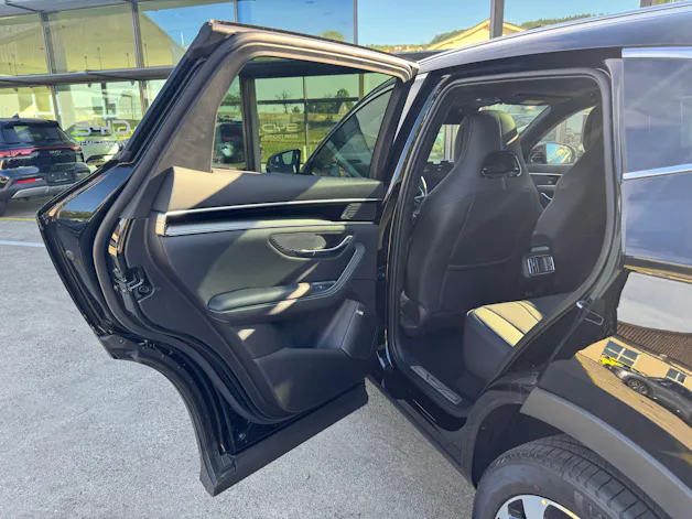 BYD Seal U DM-i Design AWD