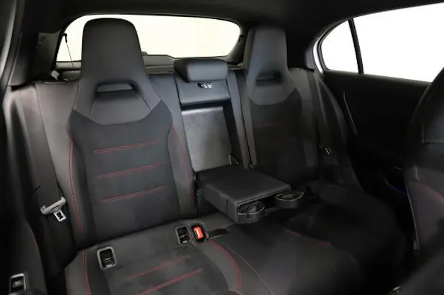 Mercedes-Benz A 220 4Matic 8G-DCT