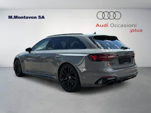 Audi RS4 Avant quattro tiptronic