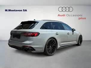 Audi RS4 Avant quattro tiptronic