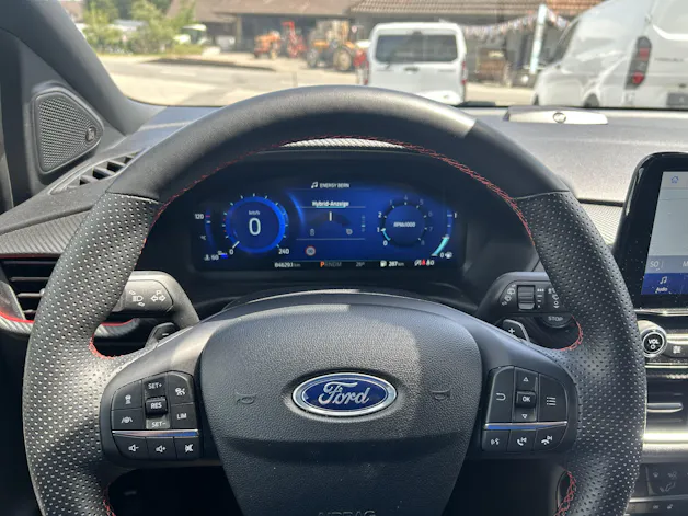 Ford Puma 1.0 MHEV ST-Line X Automat