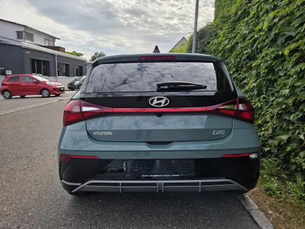 Hyundai i20 1.0 T-GDi Amplia DCT
