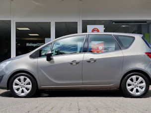 OPEL Meriva 1.4 Turbo Enjoy