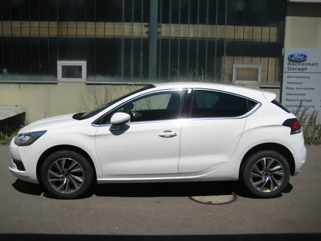 DS Automobiles AUTOMOBILES DS4 1.2 Pure Tech SO Chic