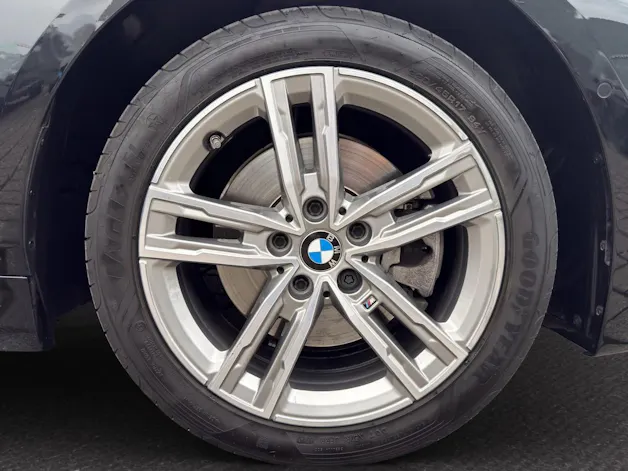 BMW 118i M SPORT