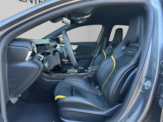 Mercedes-Benz A 45 S AMG 4Matic+ Speedshift