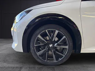 Peugeot 208 1.2 GT