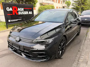 VW Golf 2.0 TSI 333 PS 4MOTION R BLACK EDITION *** AKRAPOVIC ABGAS & PANORAMAGLASDACH ***