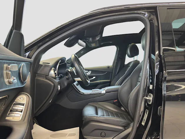 Mercedes-Benz GLC 300 d AMG Line 4MATIC