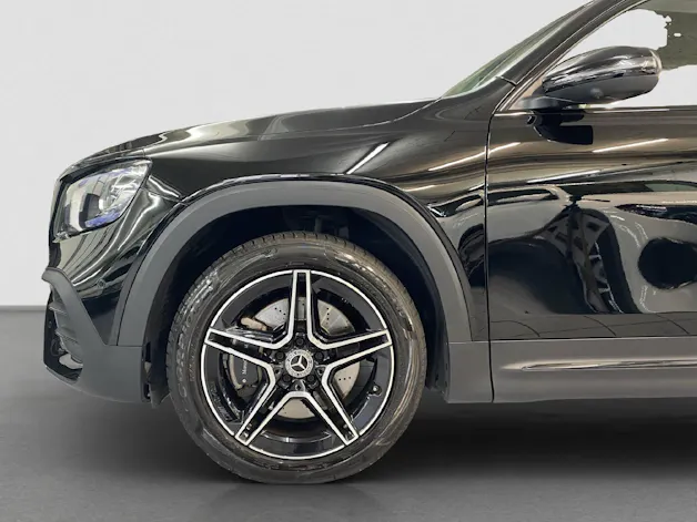Mercedes-Benz GLB 250 AMG Line 4MATIC