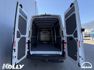 MAN 3.180 Fourgon 4x4