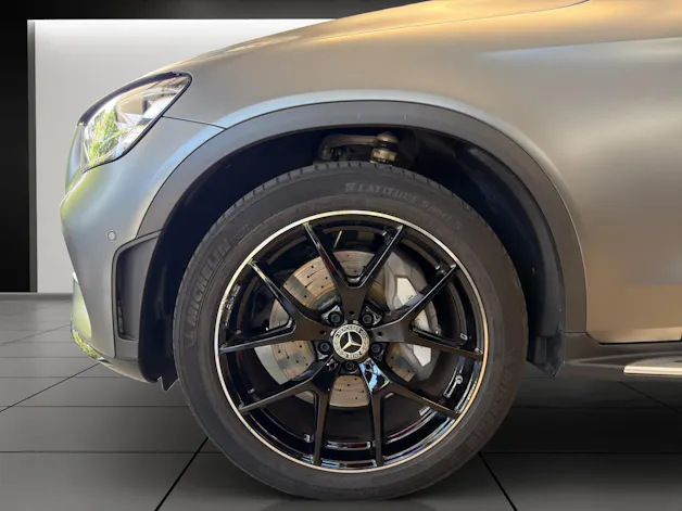 Mercedes-Benz GLC 300 AMG Line 4Matic