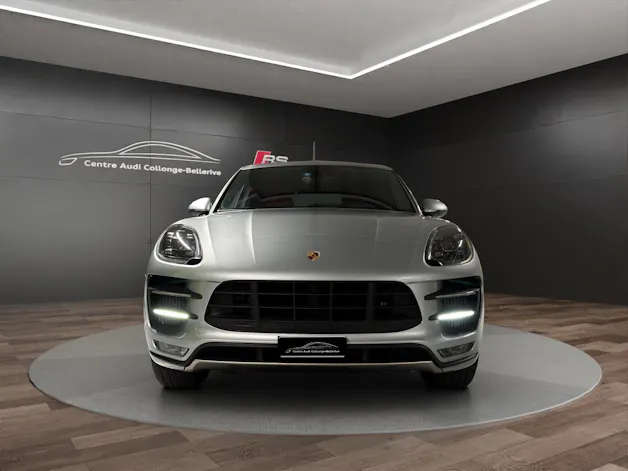 Porsche Macan Turbo PDK